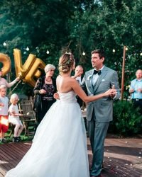 Wedding Party Dance Songs: 75 Hits For Your Wedding Playlist