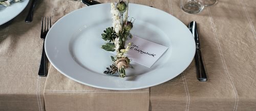 20 Creative And Unique Wedding Place Card Ideas