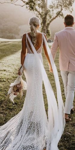 νυφικά φορέματα sheath v neckline train ρουστίκ madewithlove