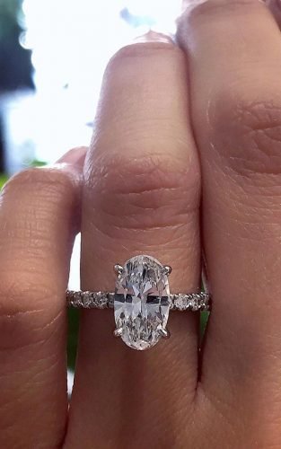 engagement ring oval cut solitaire diamond pave band