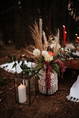 forest wedding styled shoots boho vase with pampas grass fotografie danielaebner