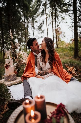 forest wedding styled shoots groom and bride photography fotografie danielaebner