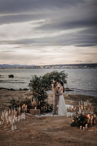 styled photo shoot island of tabarca flower arch with candles oscarguillen