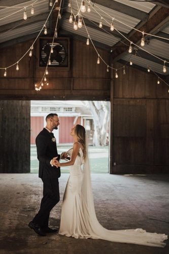 wedding photography trends first look in the barn forloveandlight