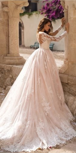 Spitze Brautkleider mit langen Ärmeln erröten Spitze lussanobridal
