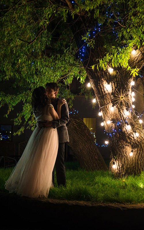 10 Ways Wedding Ceiling Decorations Will Wow Your Guests - PartySlate