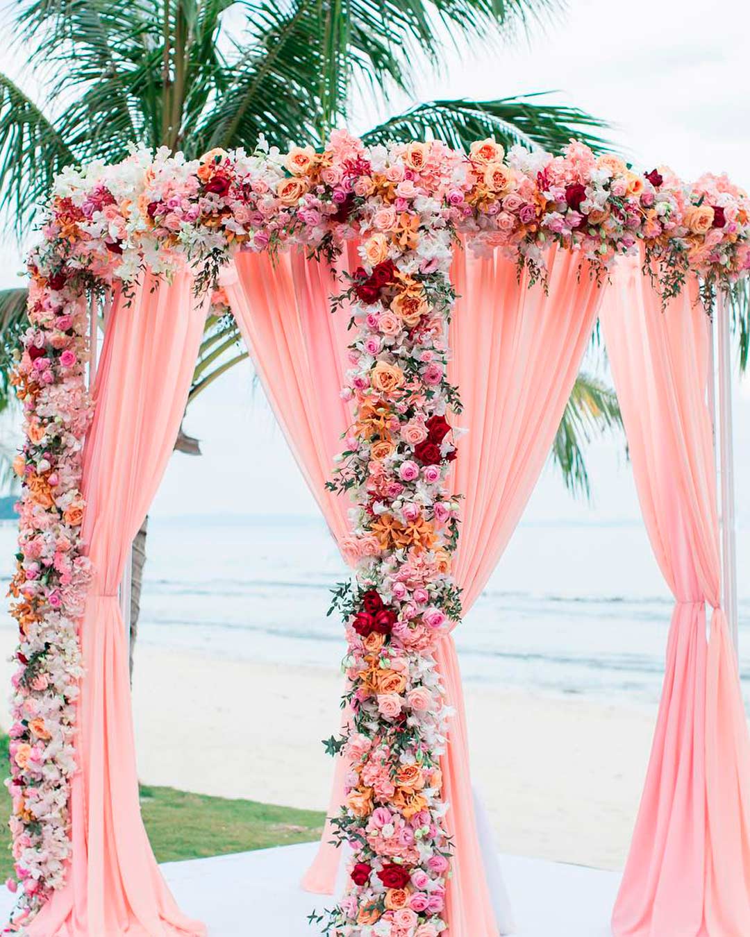 beach wedding decoration ideas flowers arch