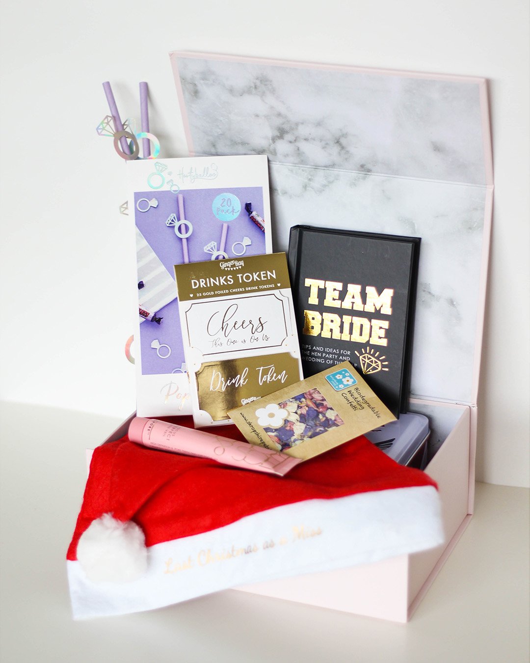 5 Best Bridal Subscription Boxes For 2021 Reviews + Coupon Codes