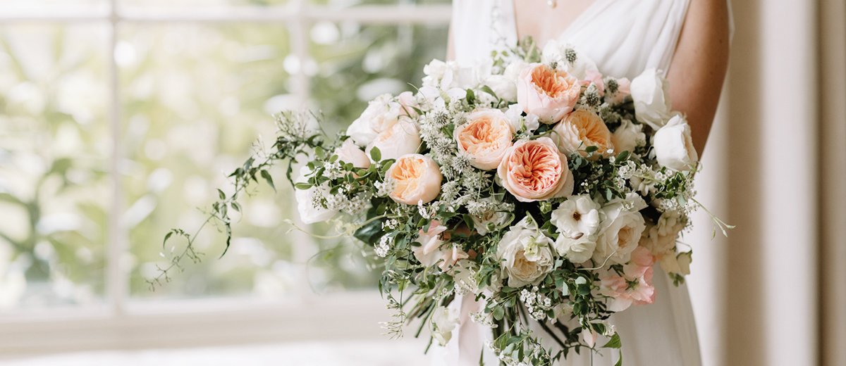 Gorgeous Summer Wedding Bouquets 30+ Ideas & FAQs