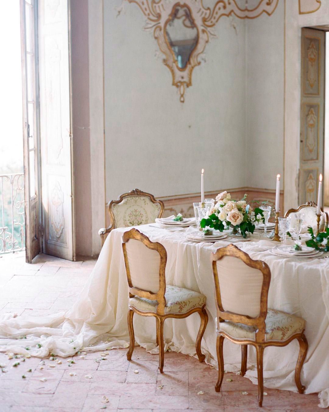 wedding ideas table decor chair flowers