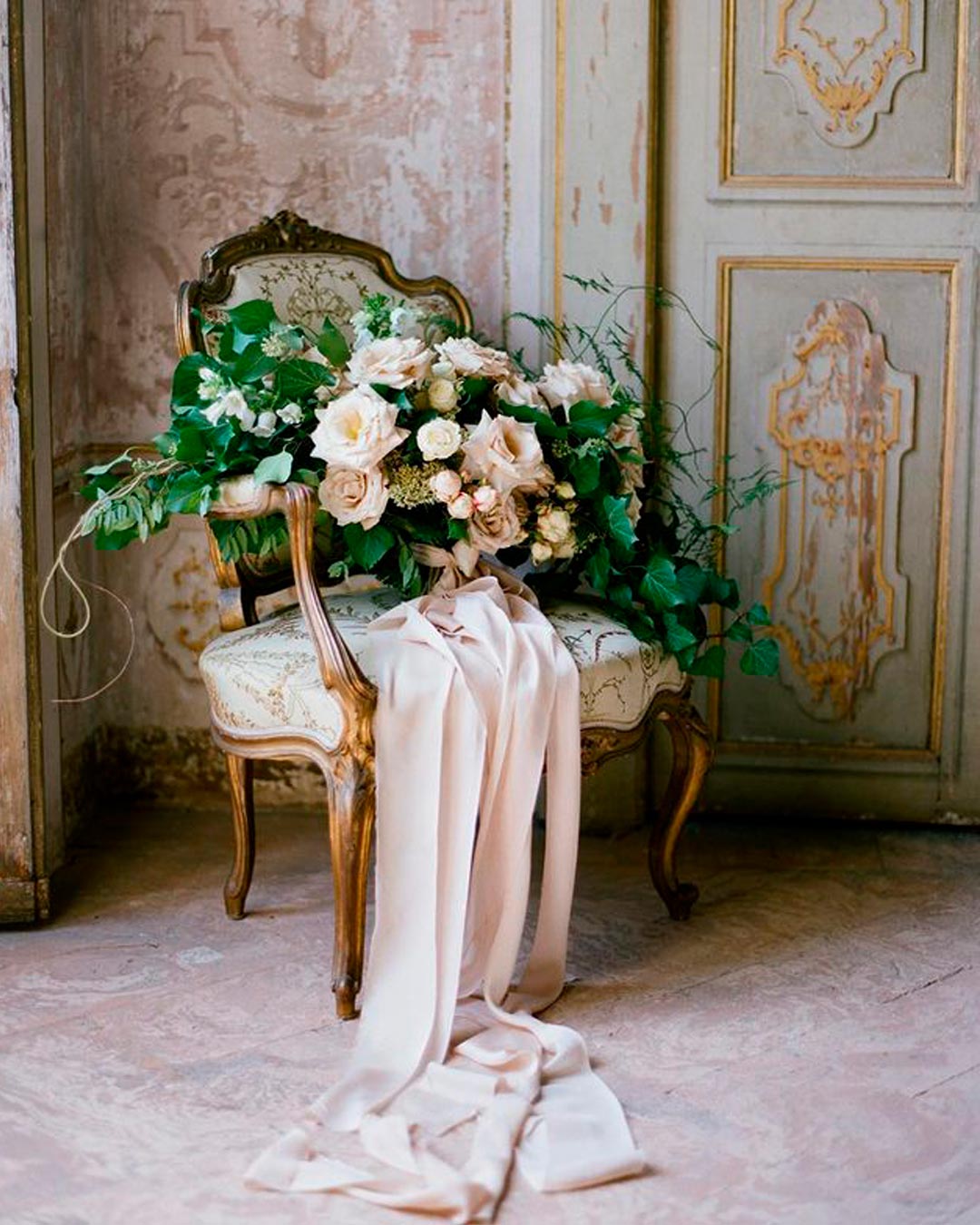 wedding ideas vintage chair flowers