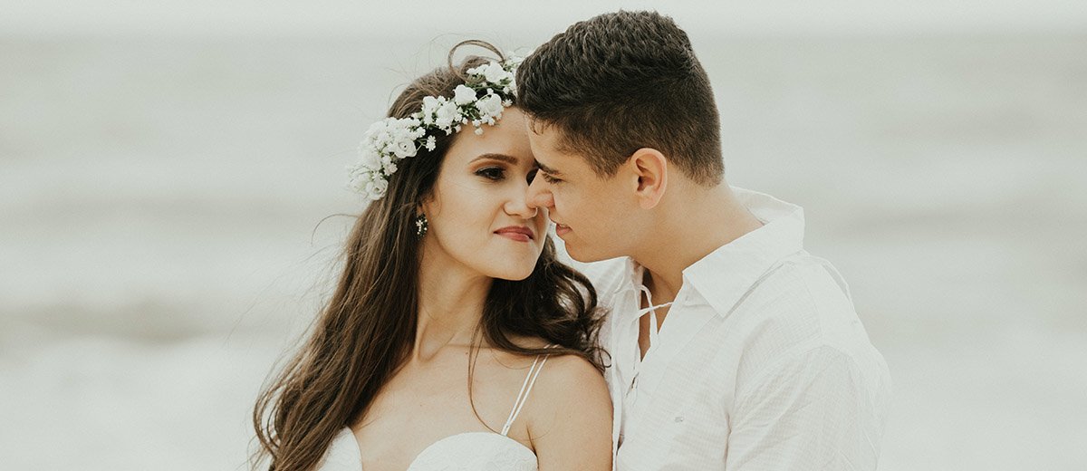 Managing Wedding Planning Stress: Expert Tips