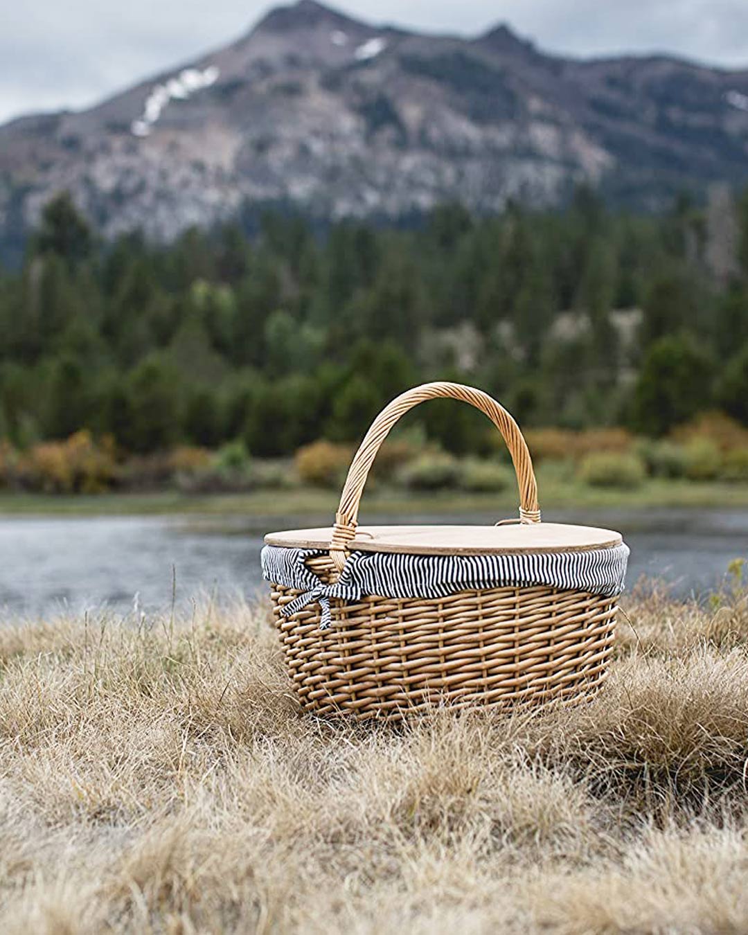wedding registry ideas picnic basket