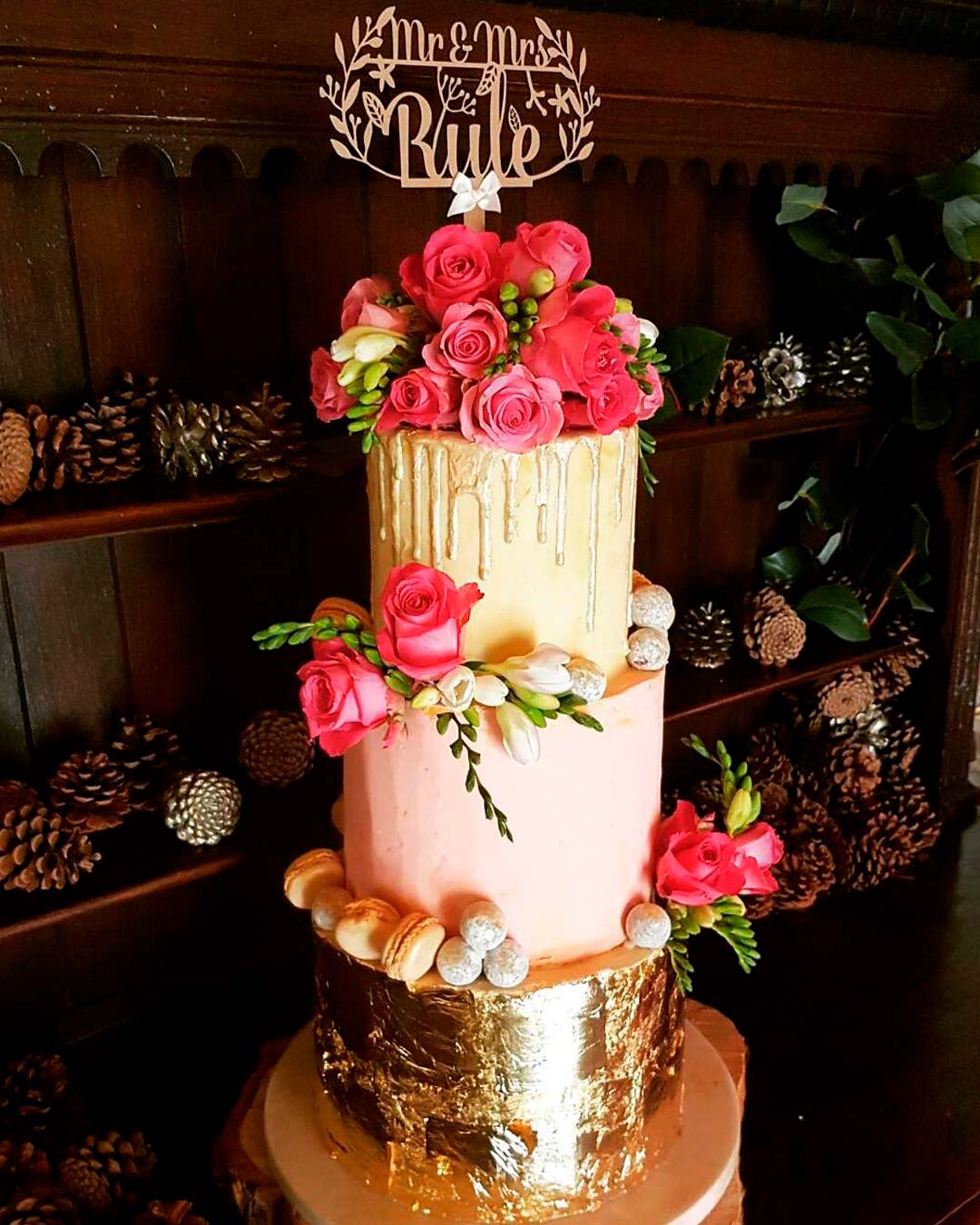 drip wedding cake gold