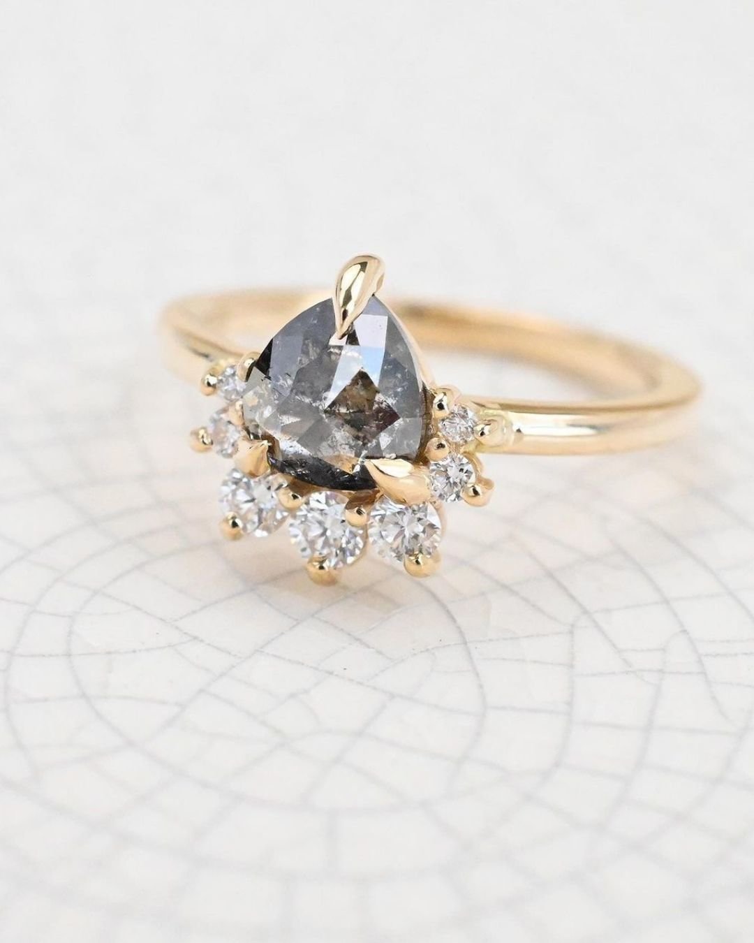 unique engagement rings with stunning details2