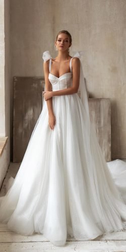 Hochzeitskleid Designer Prinzessin Schatz Ausschnitt einfache Eva Lendel