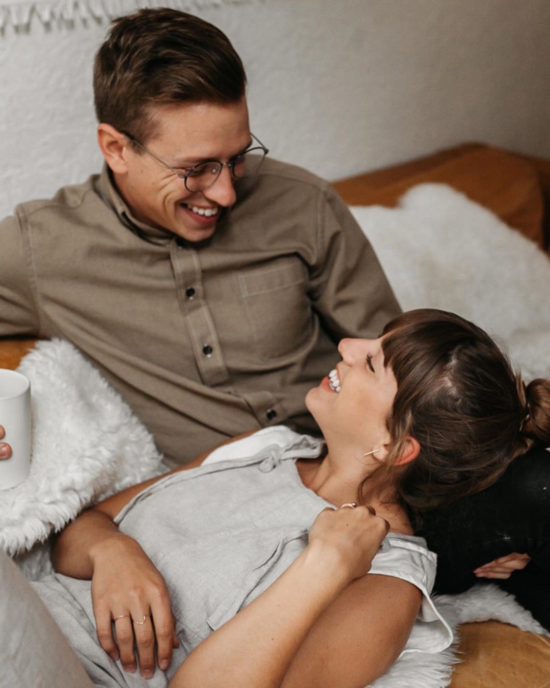 wedding registry ideas couple smile happy