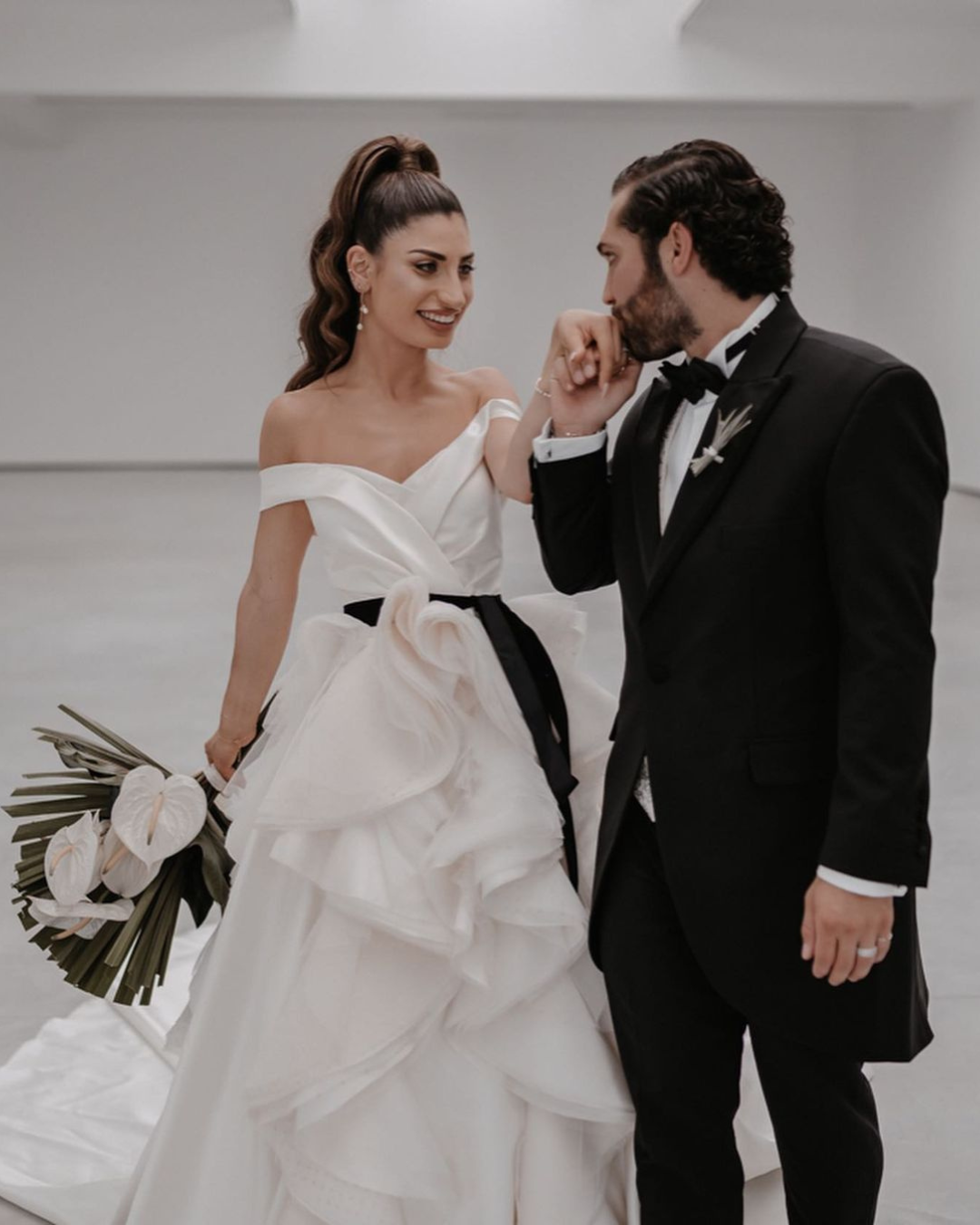 black and white wedding dresses unique ideas for brides