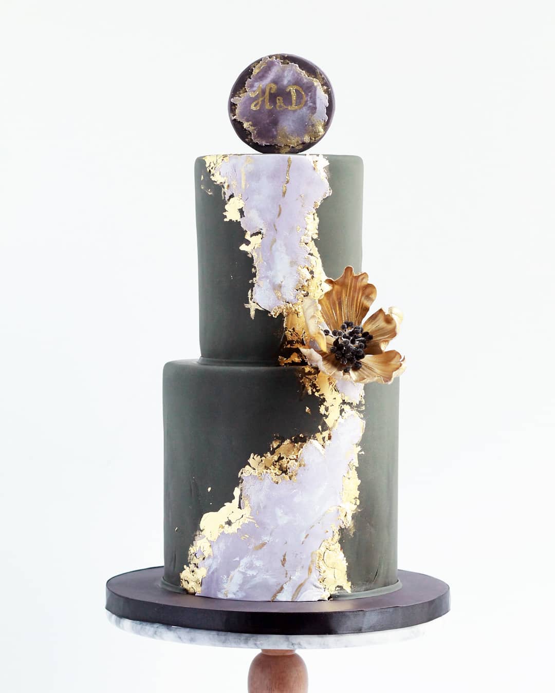 black wedding cake geode black cake sweetavenuecakery