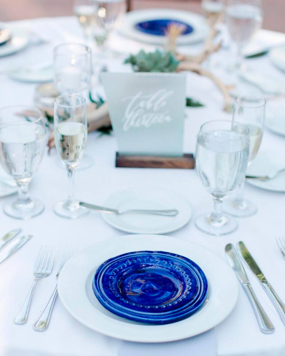 blue and white wedding colors table