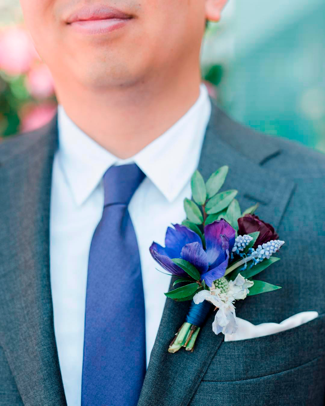 blue and white wedding colors tie