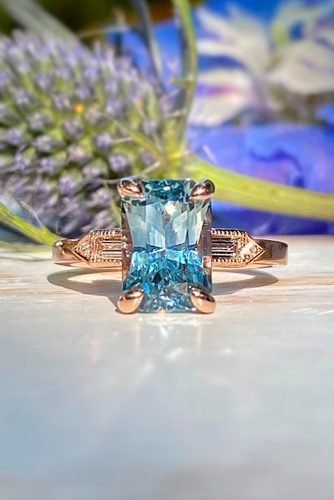 Verlobungsringe im Smaragdschliff Saphir Roségold Art Deco Vintage Emilygilldesign
