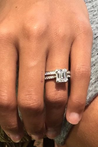 Verlobungsringe im Smaragdschliff Solitaire Diamond Pave Band Hochzeitsset