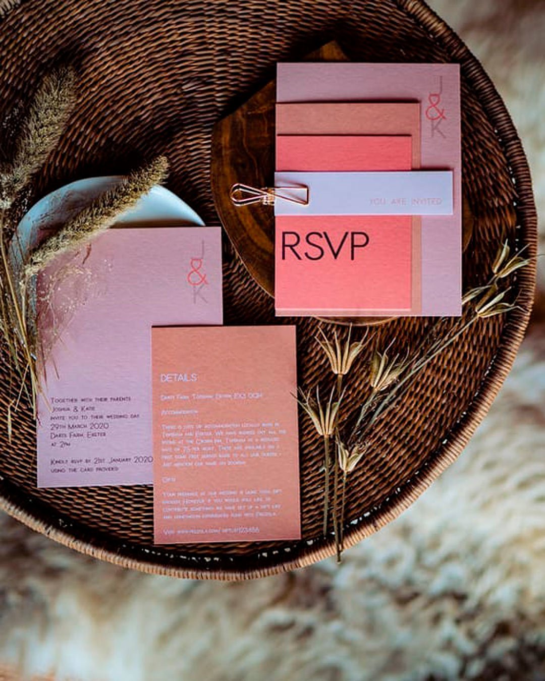 fall wedding color peach pink
