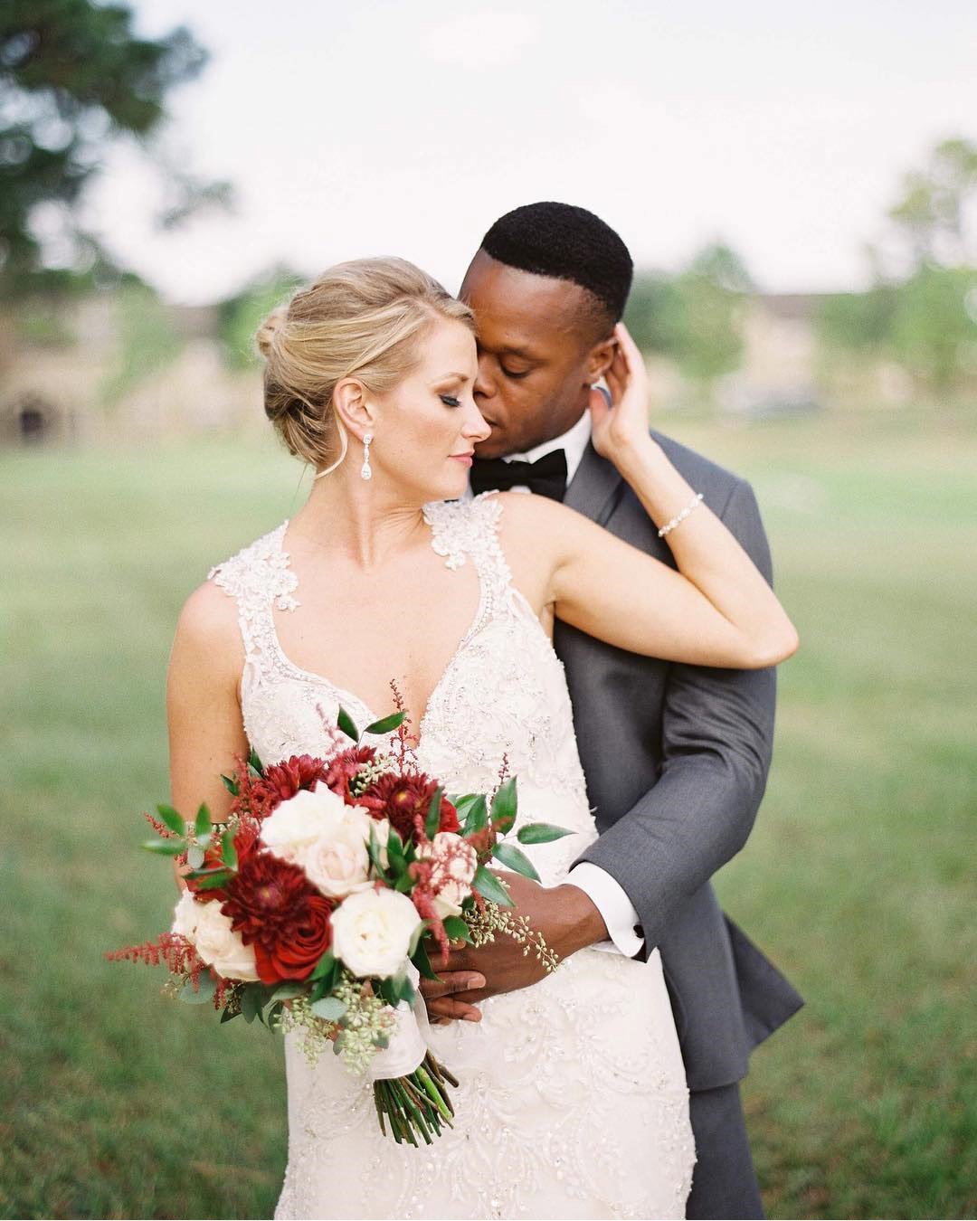 What To Wear To An Outdoor Fall Wedding / We did not find results for: