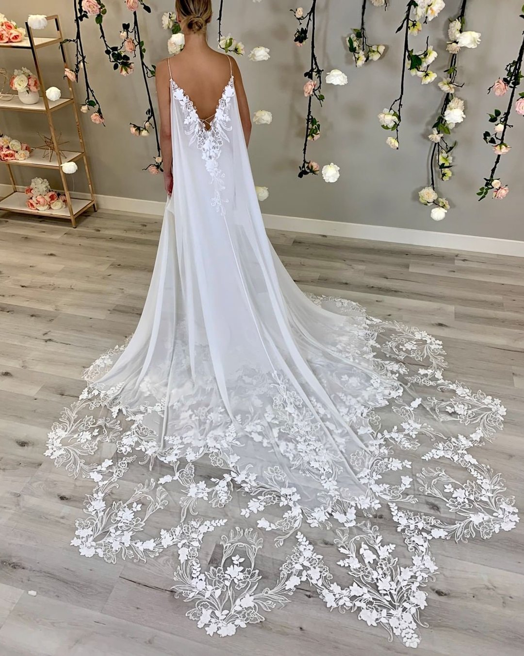 21 Top Greek Wedding Dresses For Glamorous Look