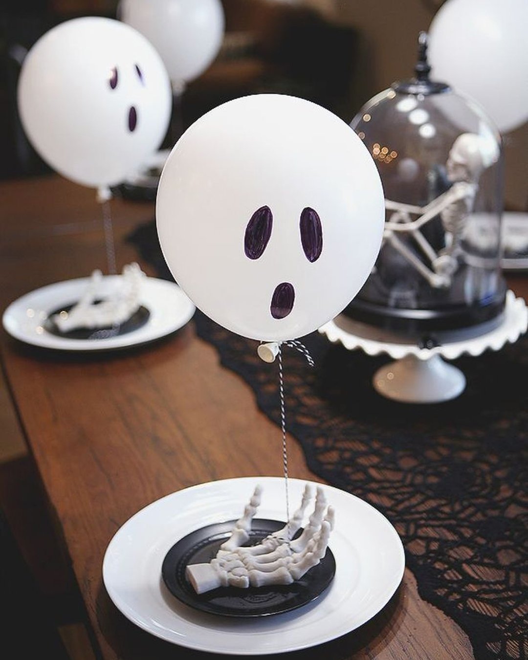 halloween bridal shower ideas balloon ghost decor