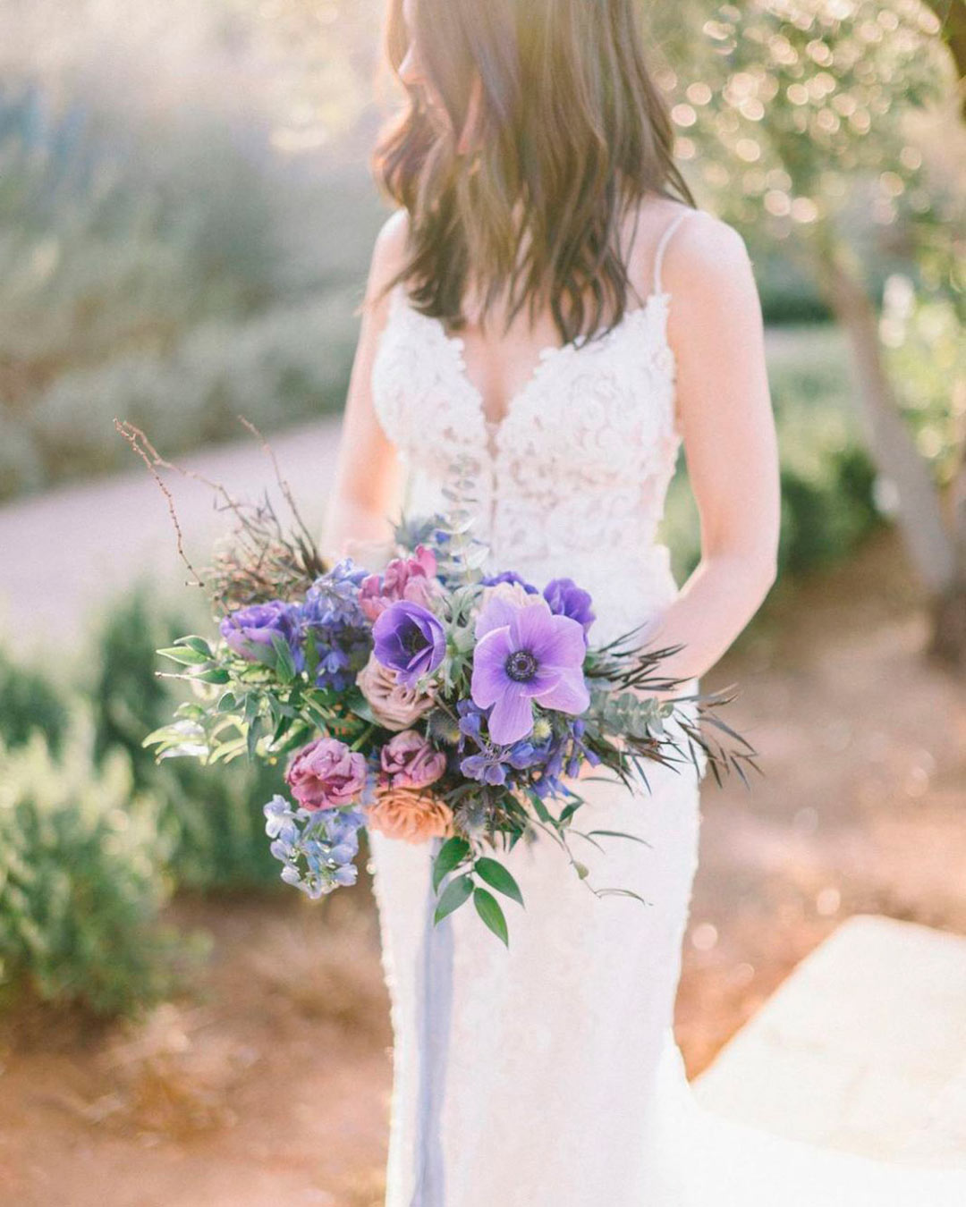 lavender wedding colors bouquet