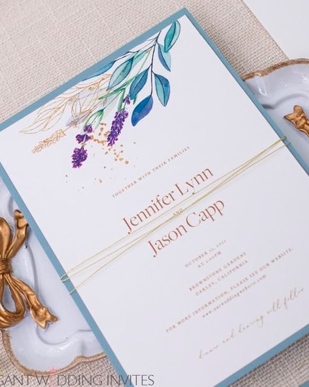 lavender wedding colors invitation flowers