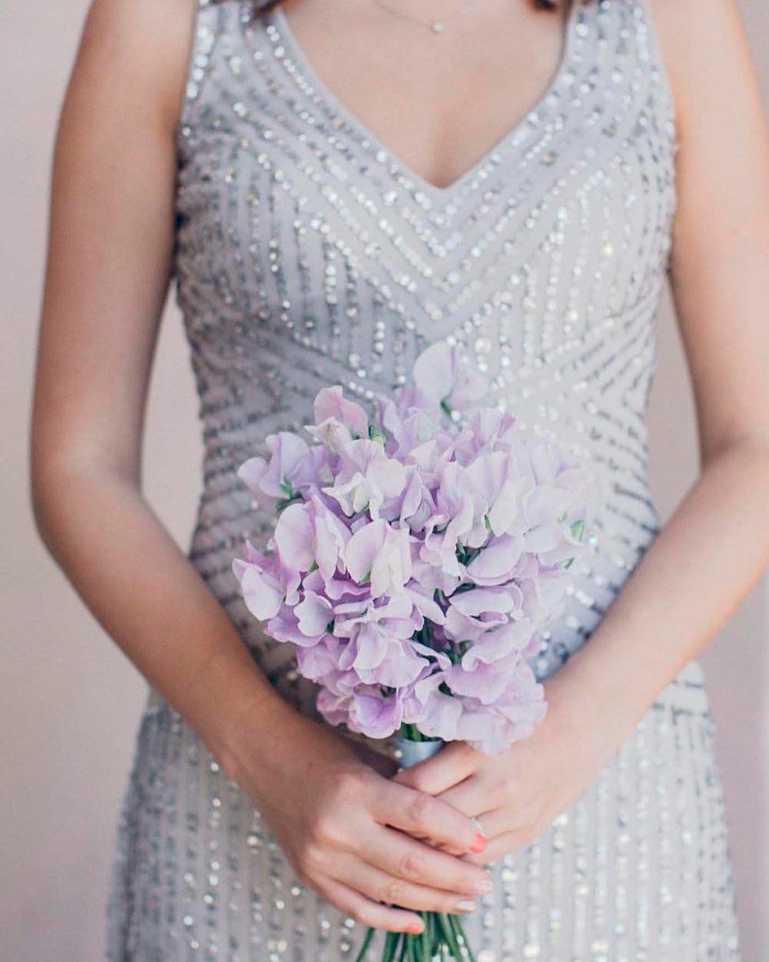 lilac wedding colors bouquet flowers bride