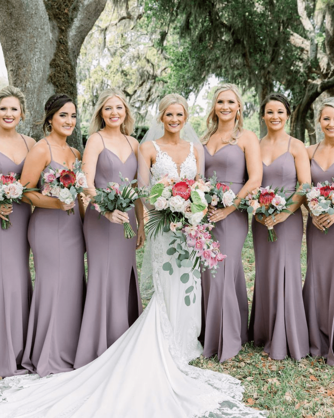 lilac wedding colors bridesmaids outfits
