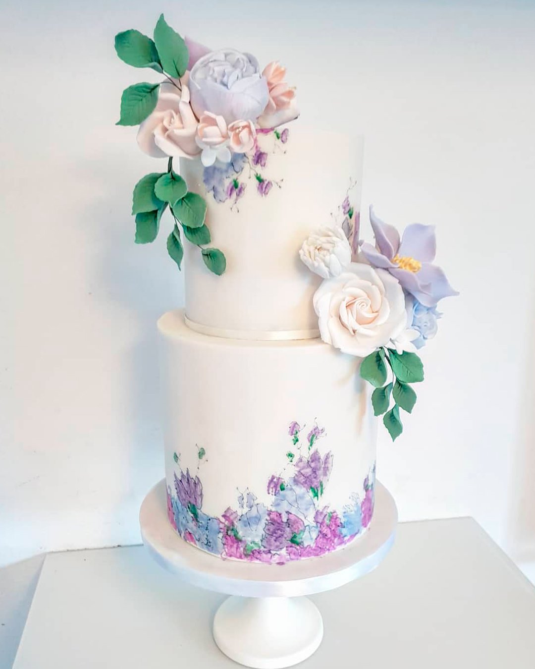 lilac wedding colors cake flowers painted