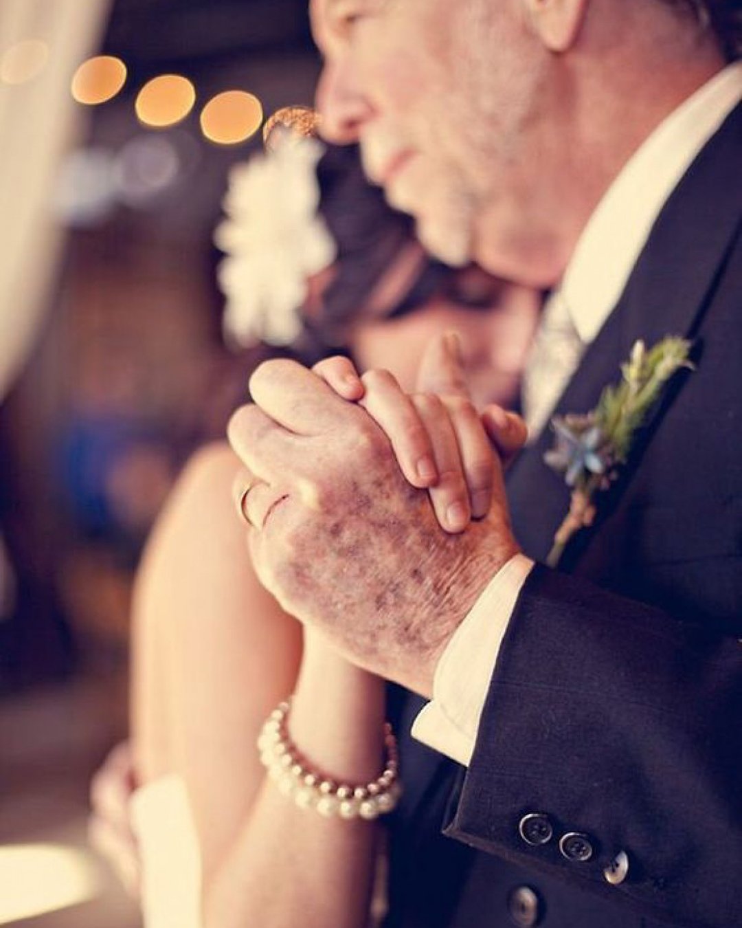 must have wedding photos father and daughter dance three nails photography