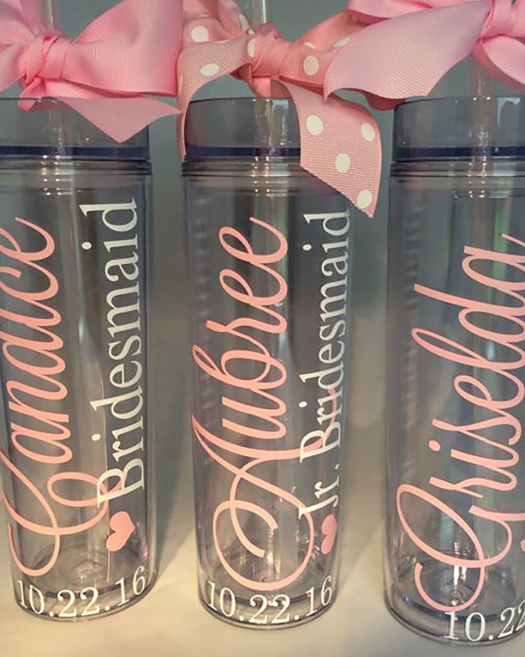 must have wedding photos wedding favors bottles for bridesmaids madewithloveby 2