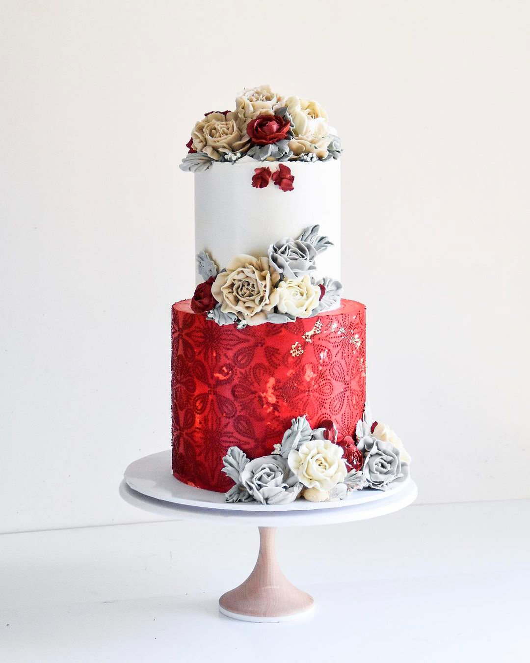 red white wedding colors cake