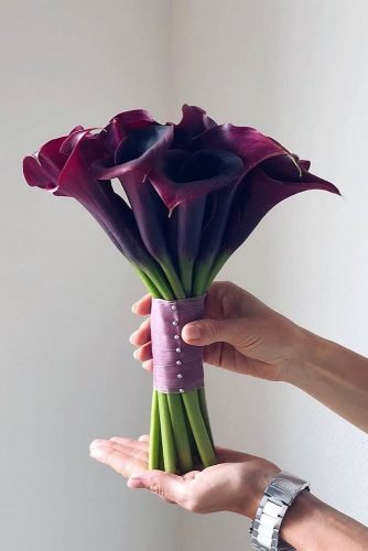 single stem wedding bouquets black calla lily