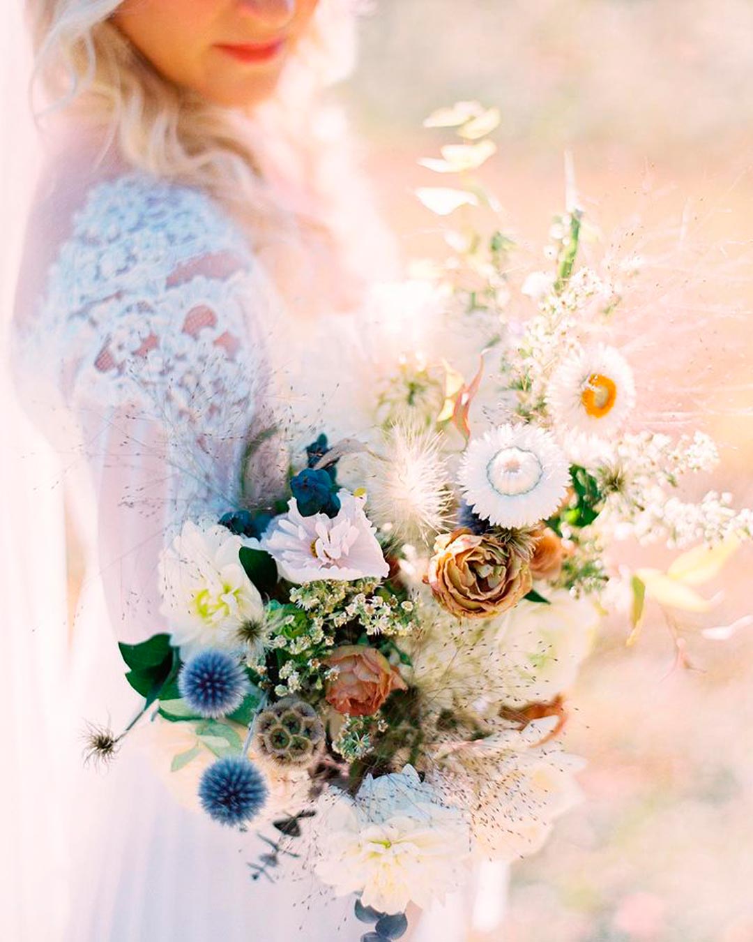 unique wedding color combos bouquet bride blue blush gold