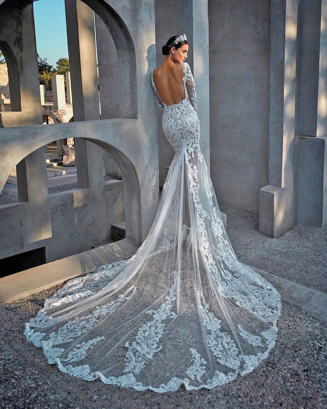 Best Wedding Dresses: 48 Bridal Gowns + ...