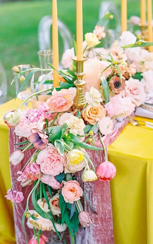 how to choose wedding colors table line centerpiece