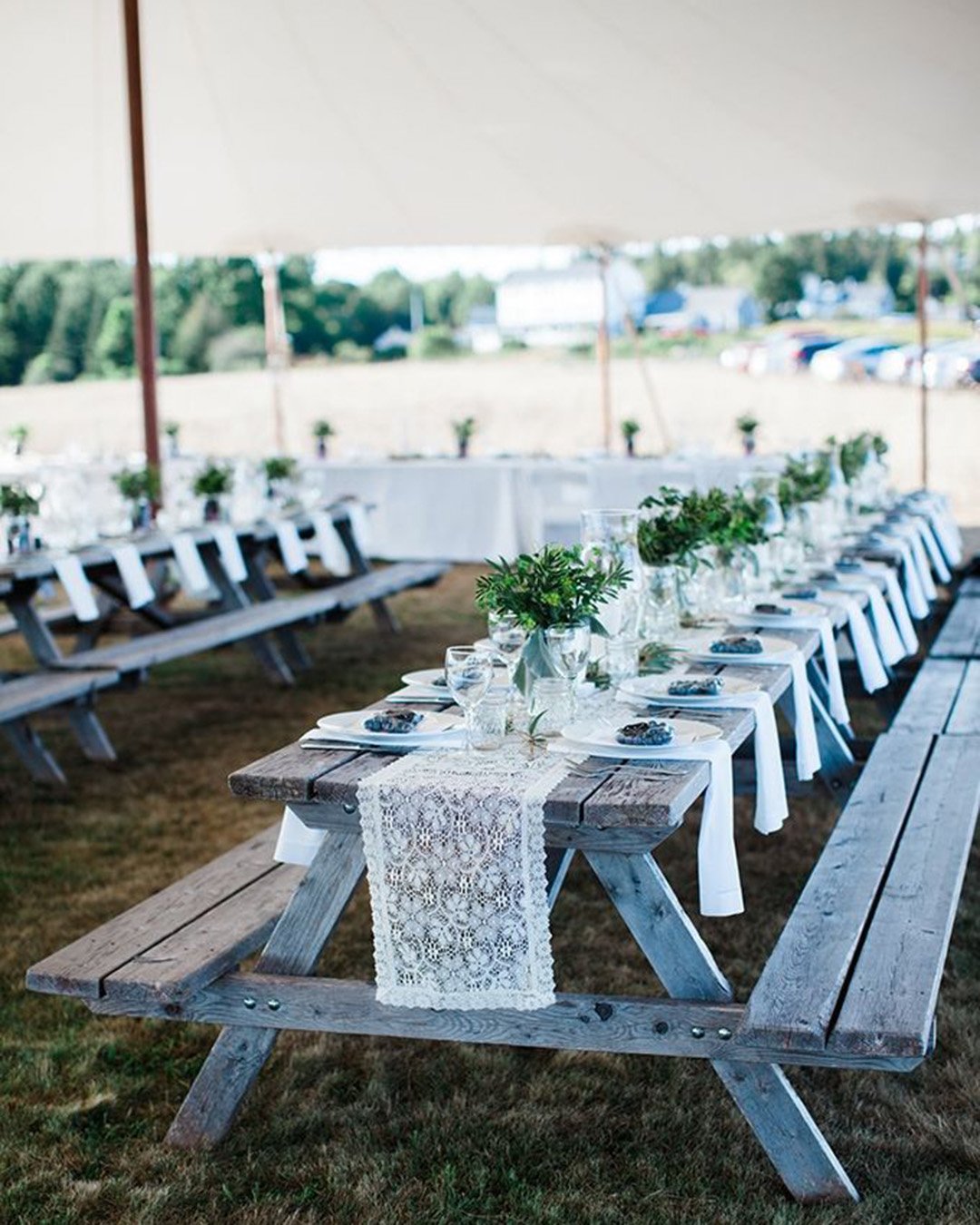 micro wedding venues reception table in park sarah morrill photography