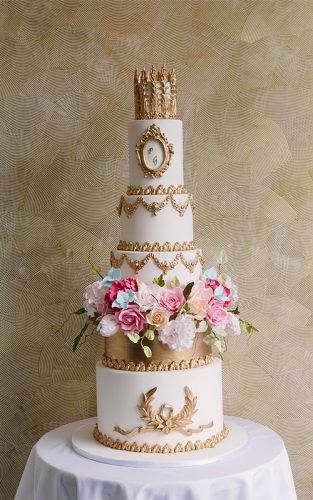 simple elegant chic wedding cakes featured Elizabeths Cake Emporium