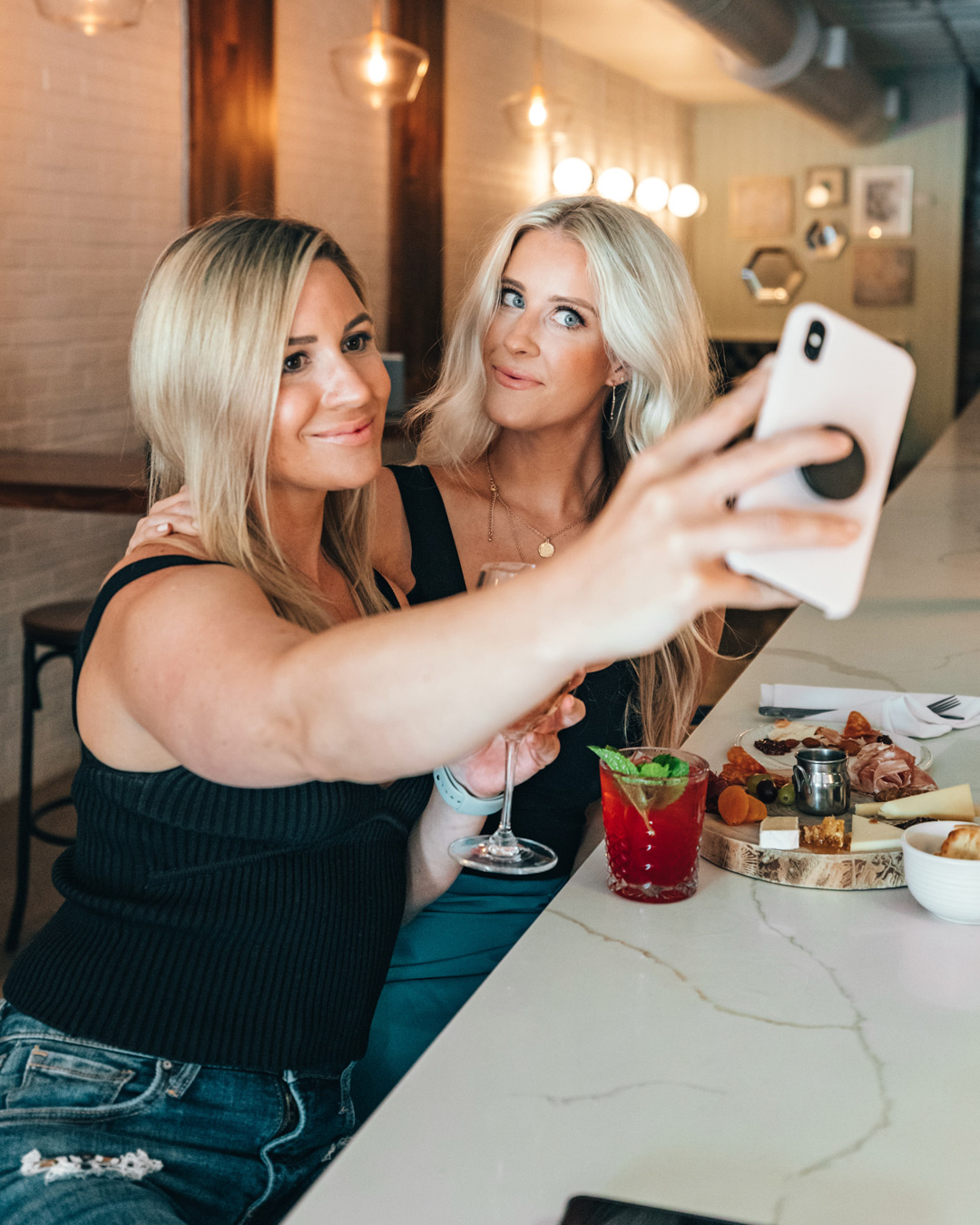bachelorette party ideas photos selfie
