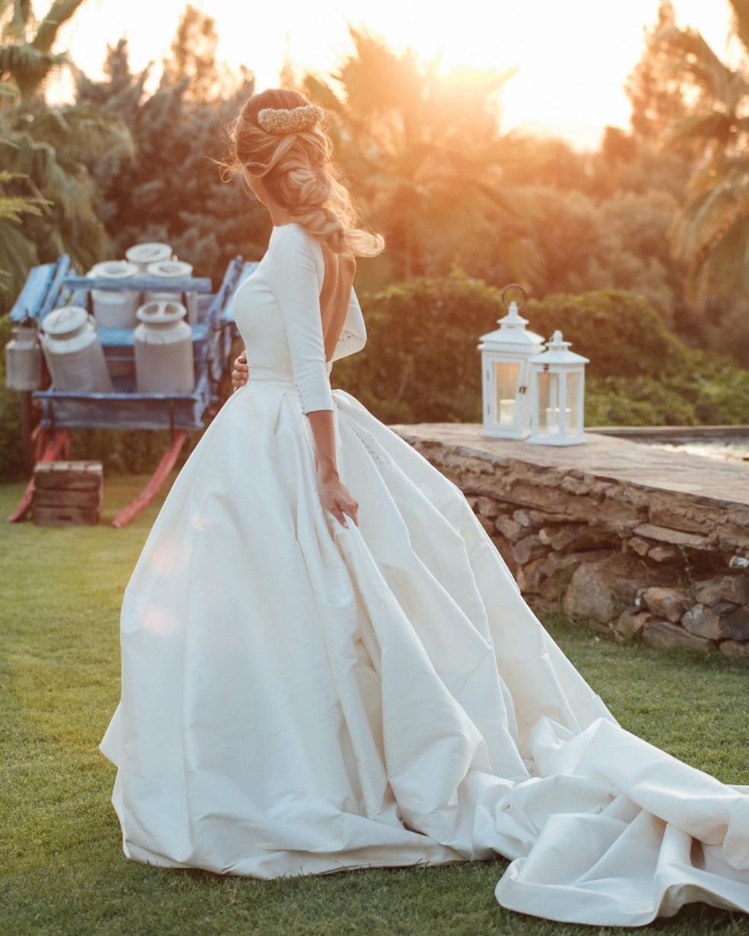reasonable wedding dress budget