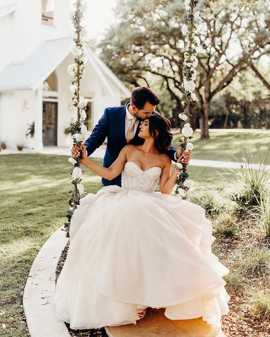 cute wedding clothes