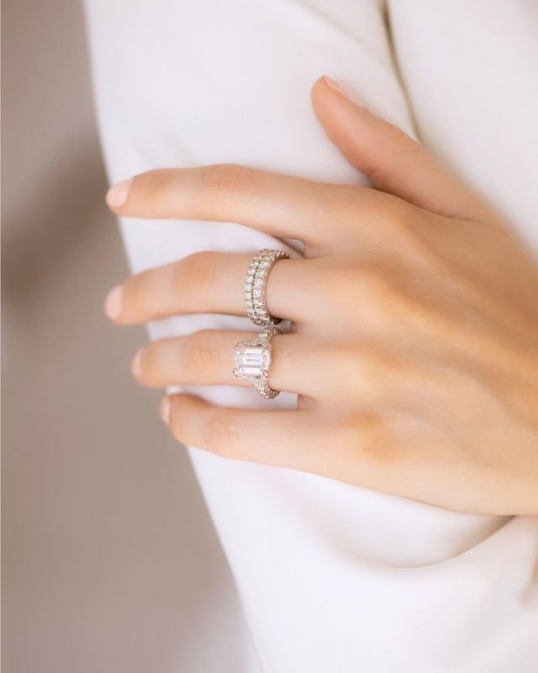 simple engagement rings emerald cut rings3