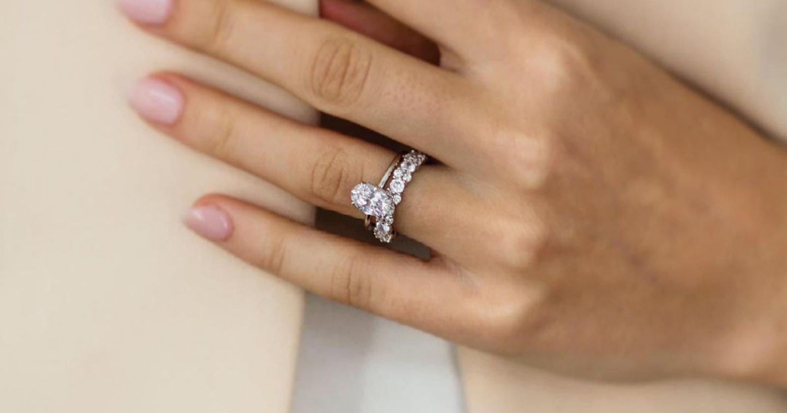 Small simple online wedding rings